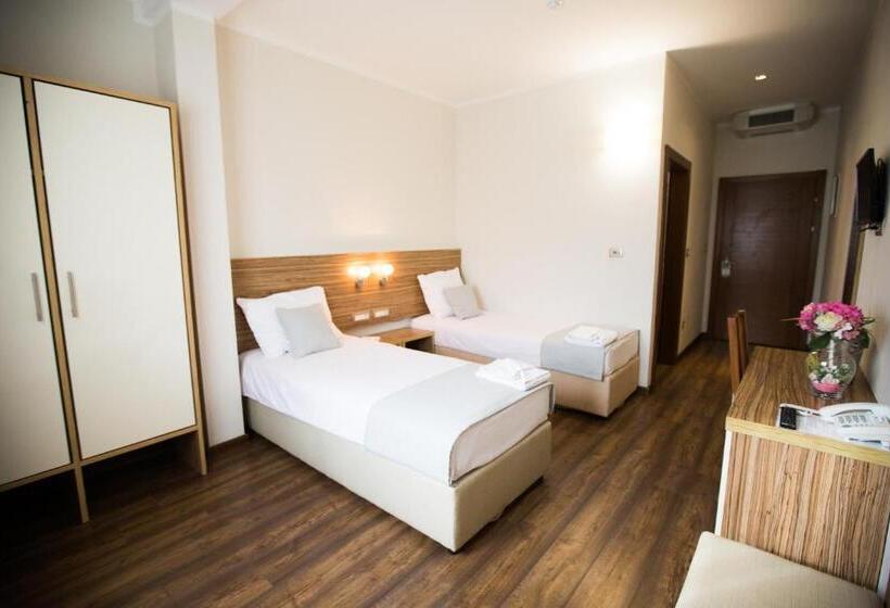 اتاق استاندارد برای معلولان, Luna