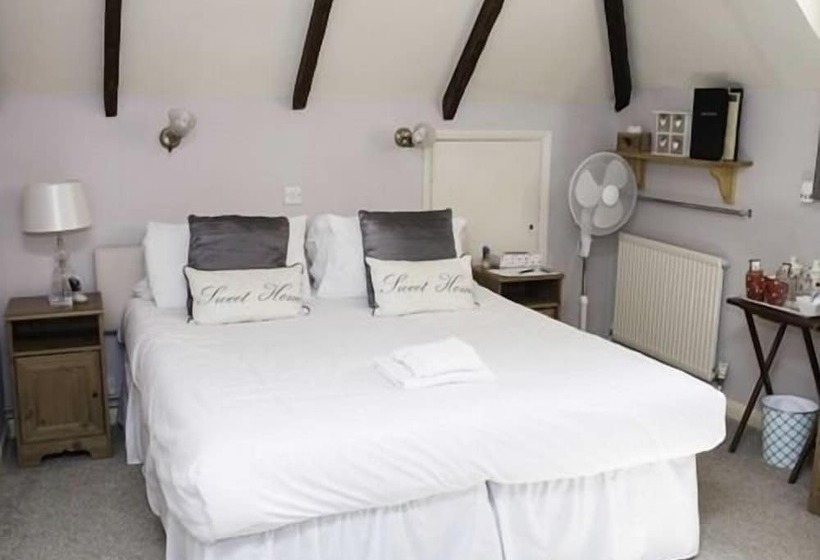 חדר סטנדרט, The Castle Inn