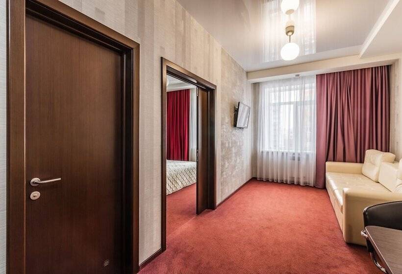 סוויטה, Vestrum