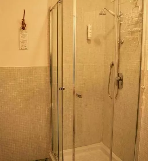 سوییت لوکس, Navona Residenza De Charme