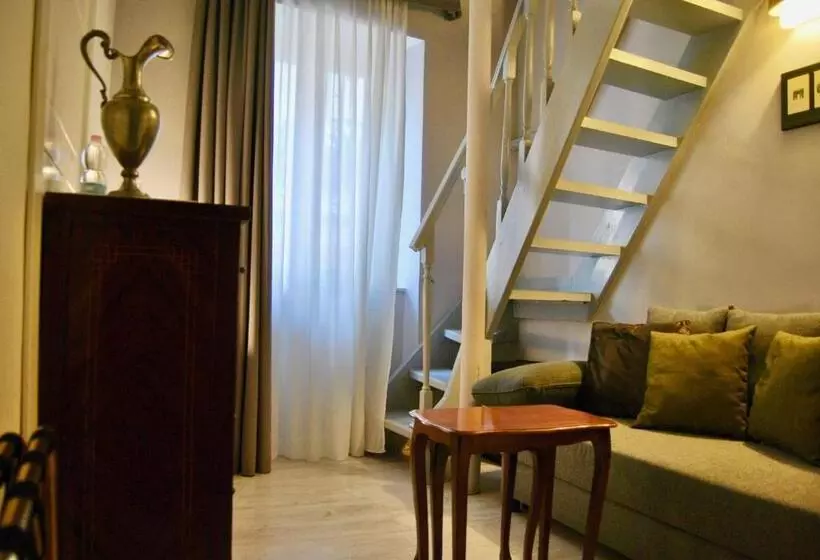 اتاق استاندارد یک نفره, Navona Residenza De Charme