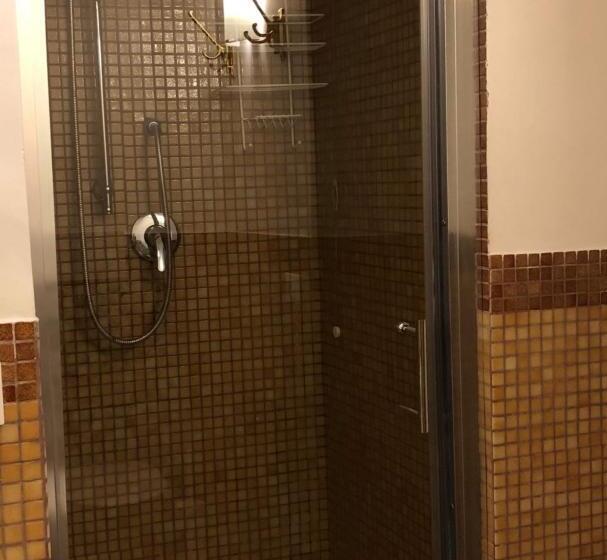 سوییت جونیور, Navona Residenza De Charme