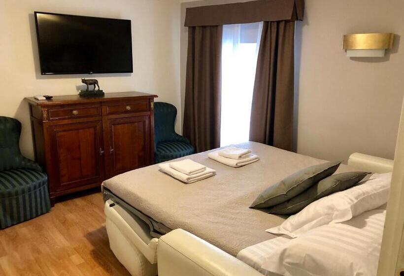 سوییت جونیور, Navona Residenza De Charme