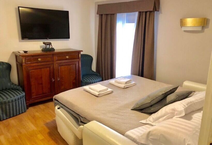 سوییت جونیور, Navona Residenza De Charme