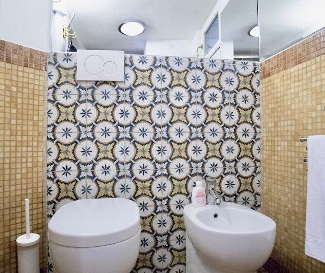 سوییت جونیور, Navona Residenza De Charme