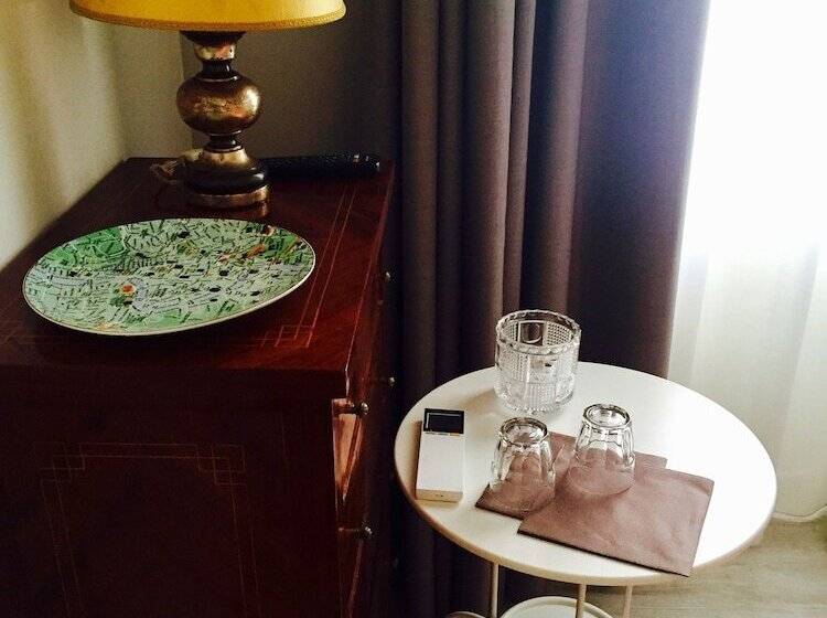 اتاق استاندارد یک نفره, Navona Residenza De Charme