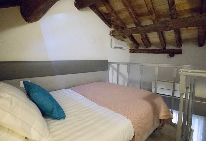 اتاق استاندارد یک نفره, Navona Residenza De Charme