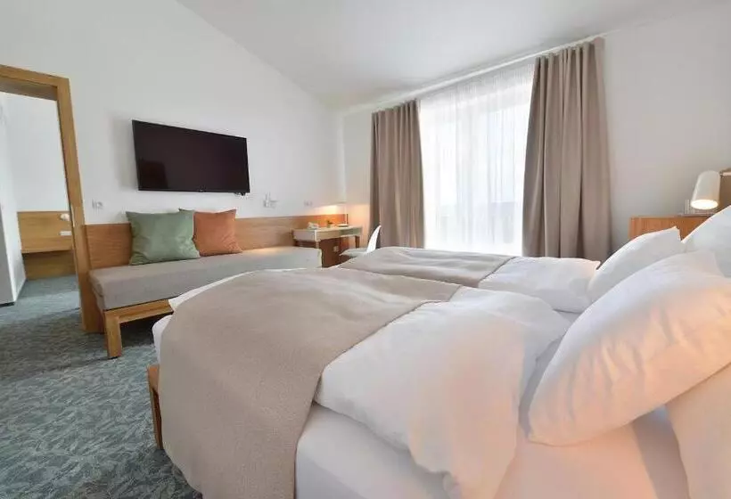 スーペリアファミリールーム, Wellness Hotel Happy Star