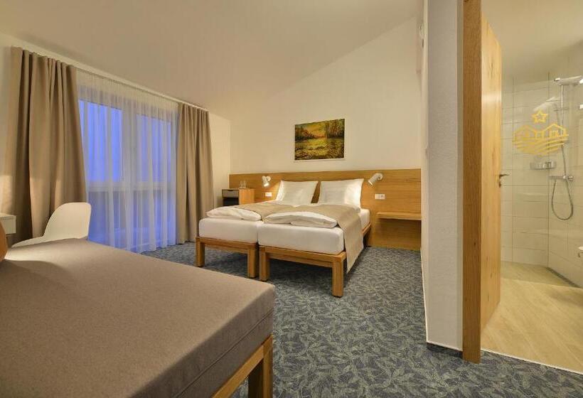 חדר משפתחתי סופריור, Wellness Hotel Happy Star