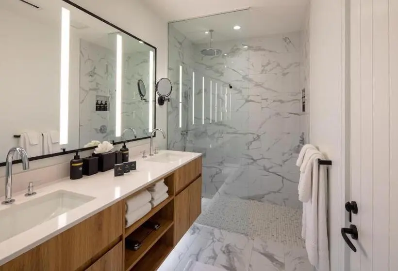 سوئیت 2 خوابه, Goldwynn Resort & Residences