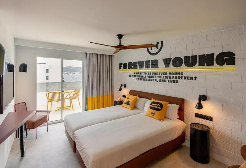 Студия Стандарт Вид на Море, Ryans Lolas   Adults Only