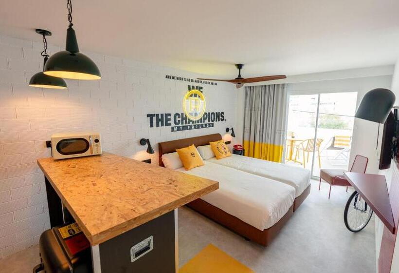 Студия Стандарт Вид на Море, Ryans Lolas   Adults Only