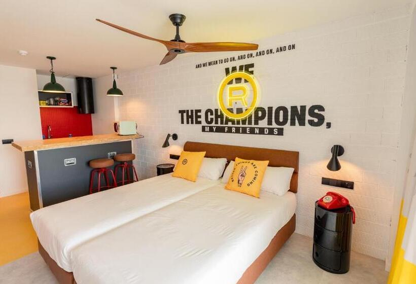 Студия Стандарт Вид на Море, Ryans Lolas   Adults Only