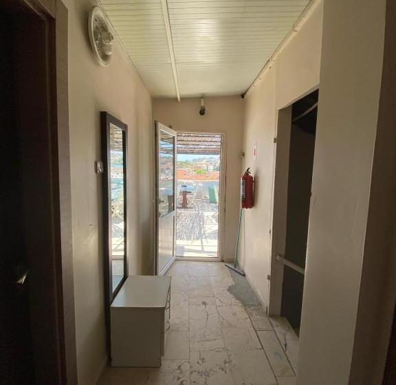 Standard Triple Room, Blue Otel