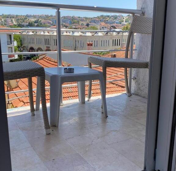 Standard Triple Room, Blue Otel