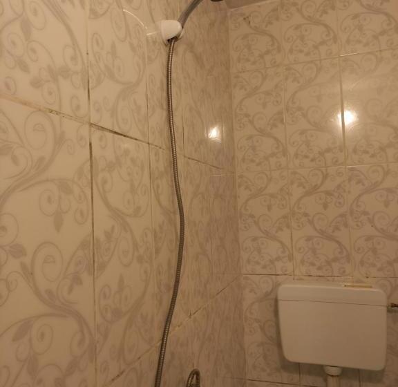 Standard Room, Blue Otel