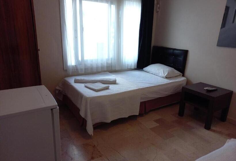 Standard Room, Blue Otel