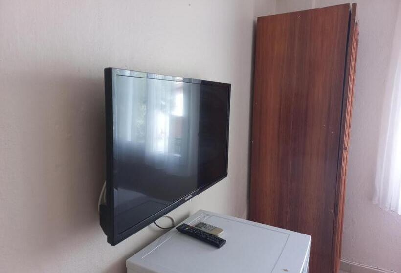 Standard Room, Blue Otel