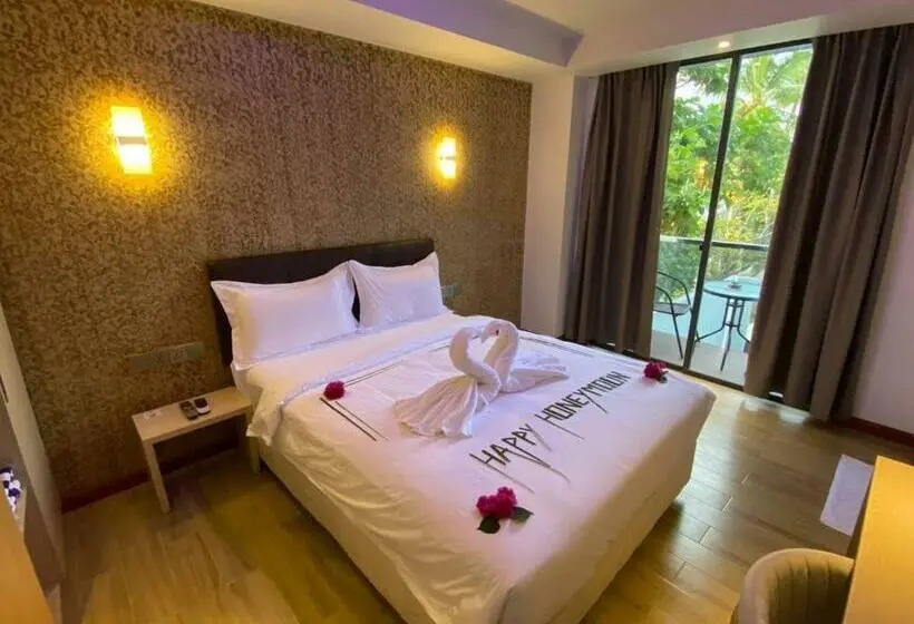 اتاق لوکس با بالکن, Ari Grand Hotel & Spa