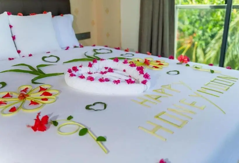 اتاق لوکس با بالکن, Ari Grand Hotel & Spa