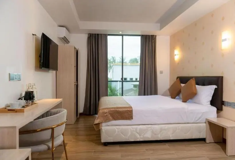اتاق لوکس با بالکن, Ari Grand Hotel & Spa