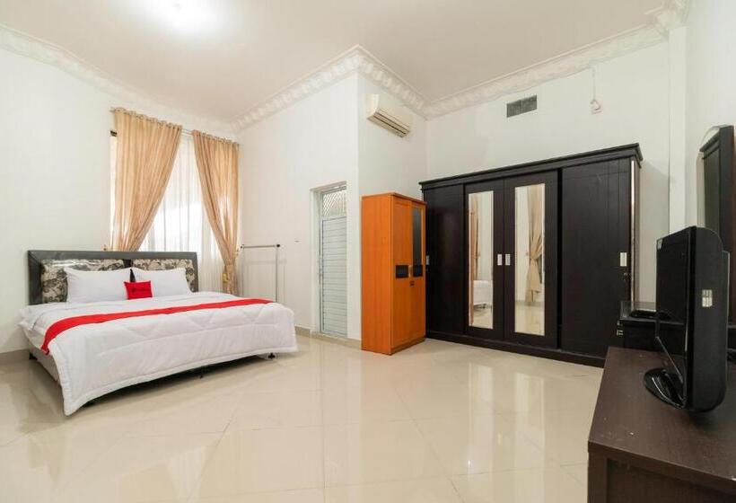Люкс, Reddoorz Syariah Near Universitas Putra Indonesia Padang