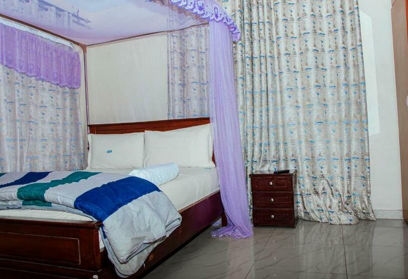 اتاق لوکس با بالکن, Santa Maria