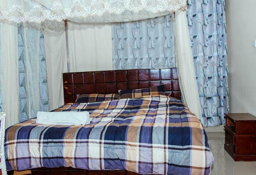 اتاق لوکس با بالکن, Santa Maria