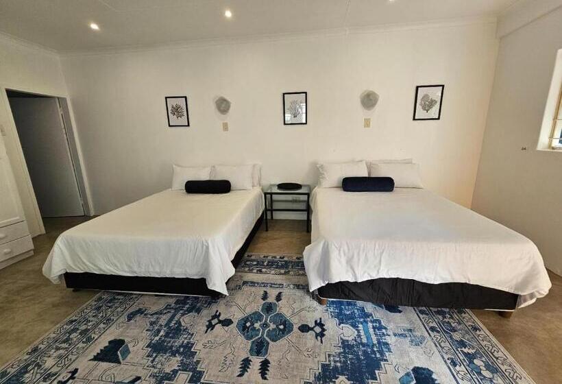 غرفة ديلوكس عائلية, Thuto Centre Conferencing & Bush Lodge