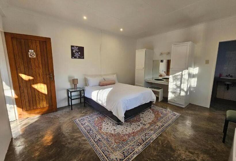 غرفة ديلوكس, Thuto Centre Conferencing & Bush Lodge