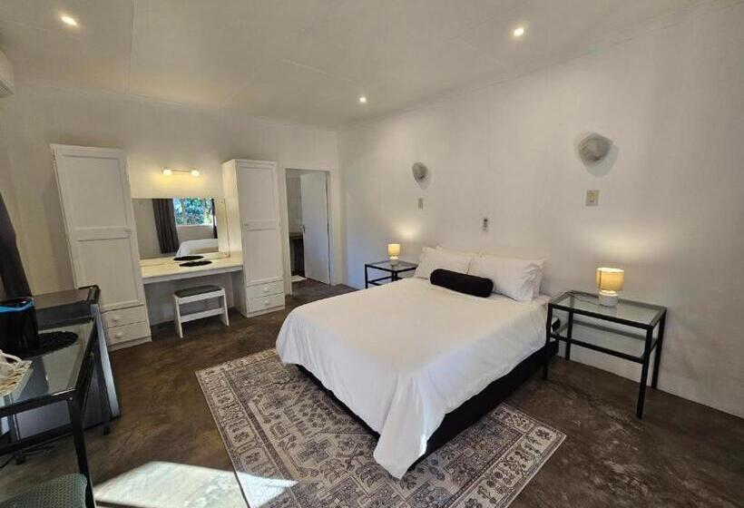 غرفة ديلوكس, Thuto Centre Conferencing & Bush Lodge