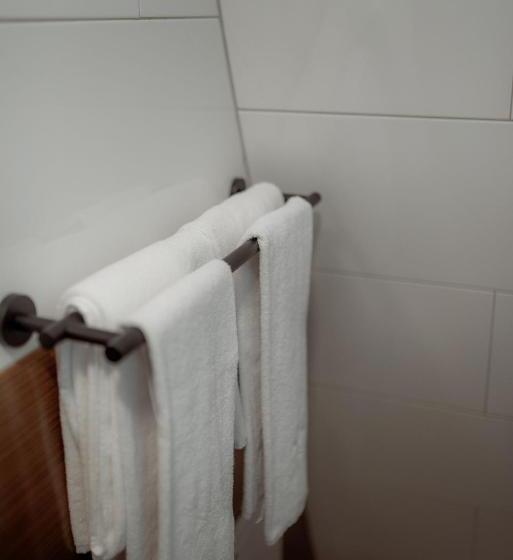 غرفة قياسية, Ned