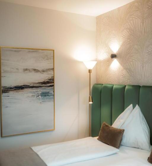 غرفة قياسية, Ned