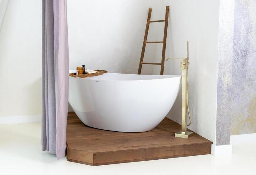 جناح رئاسى, Ned