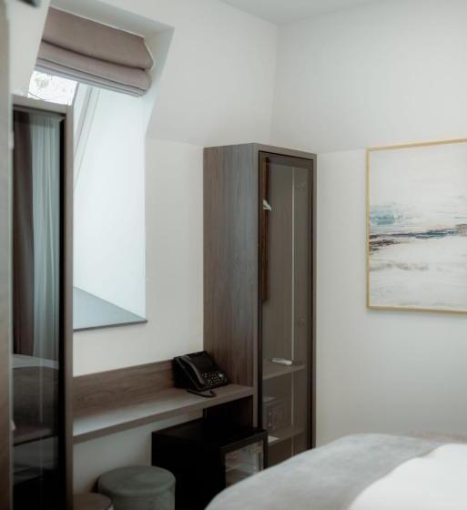 غرفة قياسية فردية, Ned