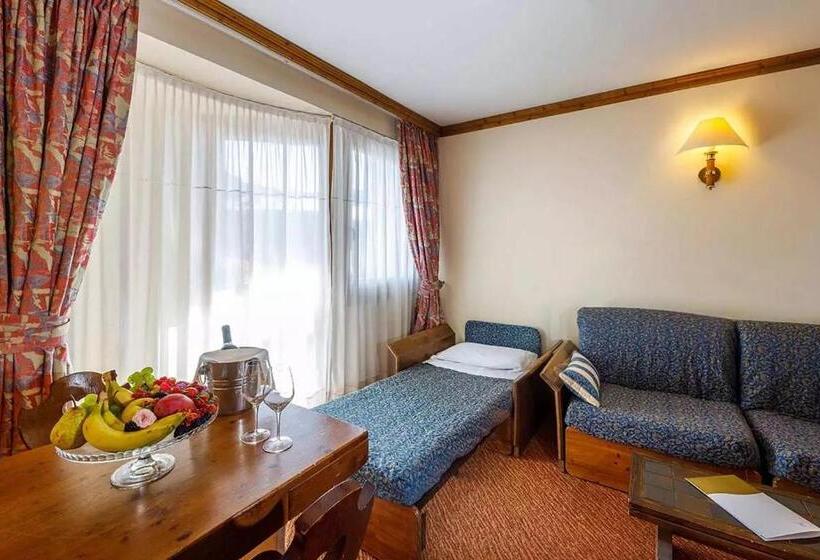 Четырехместный Номер Стандарт, Room In Hotel Alaska