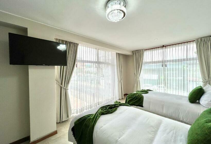 חדר סטנדרט לארבעה, Dakani Hotel Boutique New