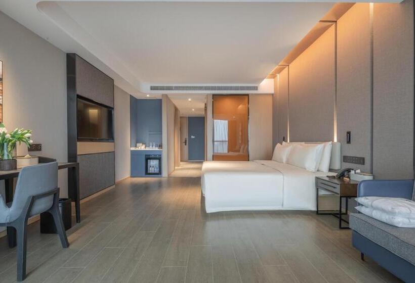 Номер Deluxe, Atour Hotel Nanjing Jiangbei New District University Of Technology