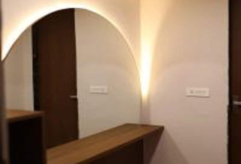 Президентский Люкс, Bamboo Saa Mulberry Resort Pushkar