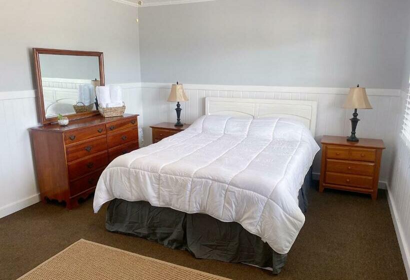 Студия Стандарт, Tower Circle Motel