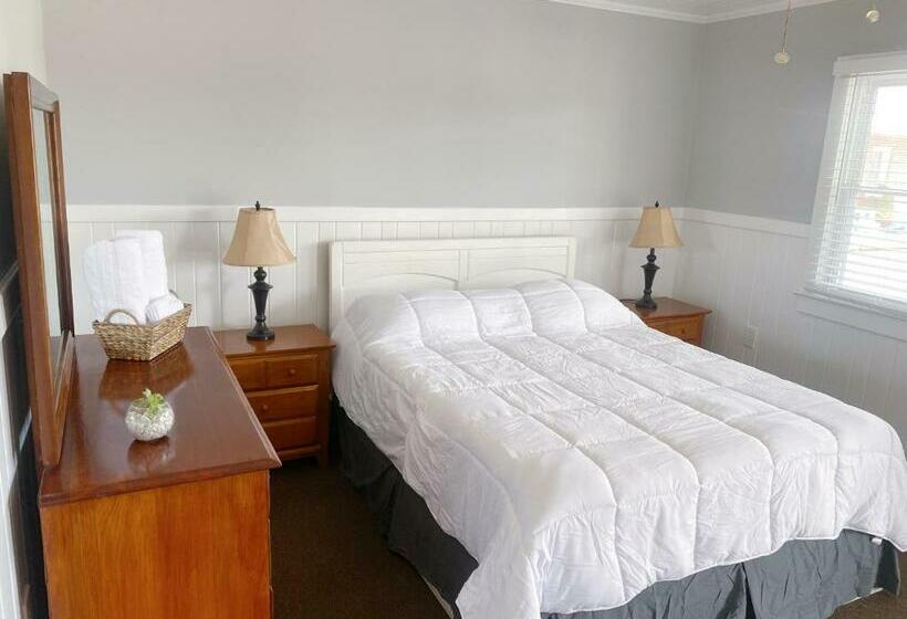 Студия Стандарт, Tower Circle Motel