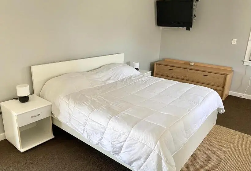 キングサイドベッドのスタンダードワンルーム, Tower Circle Motel