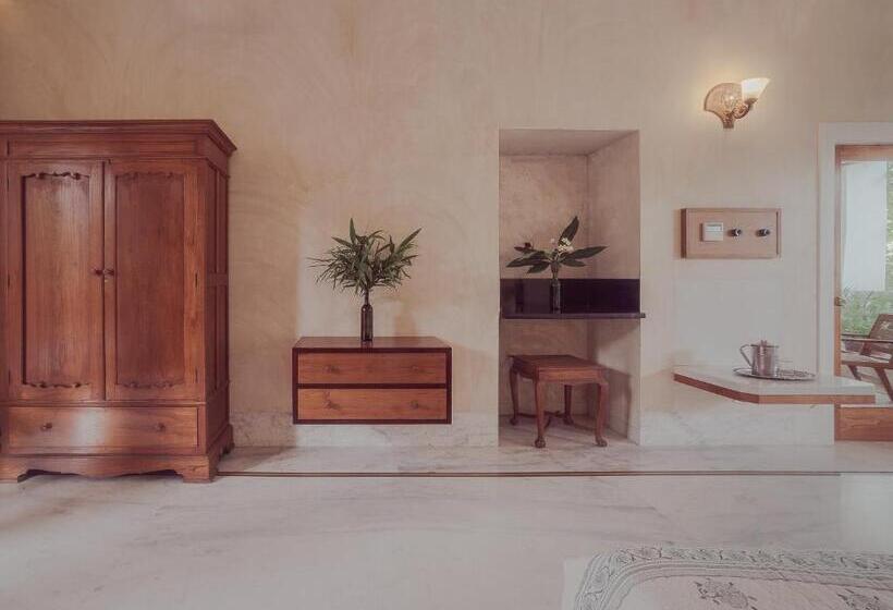 バルコニー付きデラックスルーム, Pushkarorganic   Lux Farm Resort With Pool