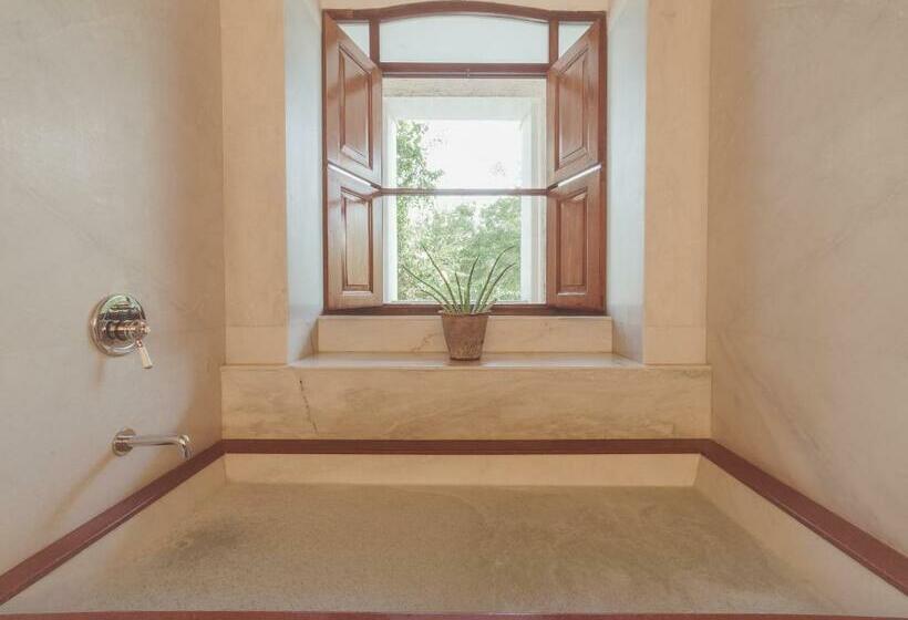 デラックスルーム, Pushkarorganic   Lux Farm Resort With Pool