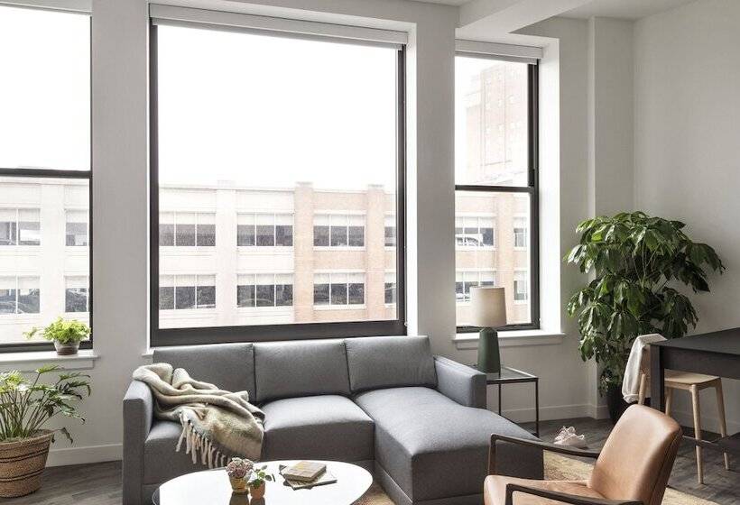 Апартаменты 1 Спальня, Roost Cleveland