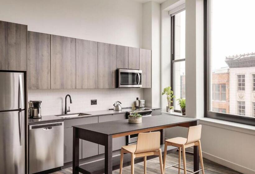 Апартаменты 2 Спальни, Roost Cleveland