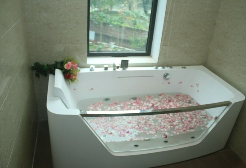 اتاق خانوادگی, Trang An Resort