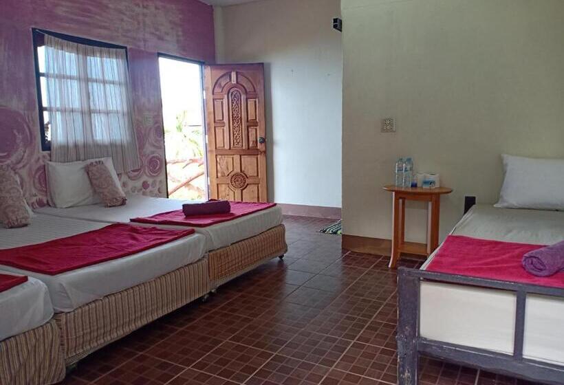 Quarto Triplo Standard com Vista, Bang Son Golden View