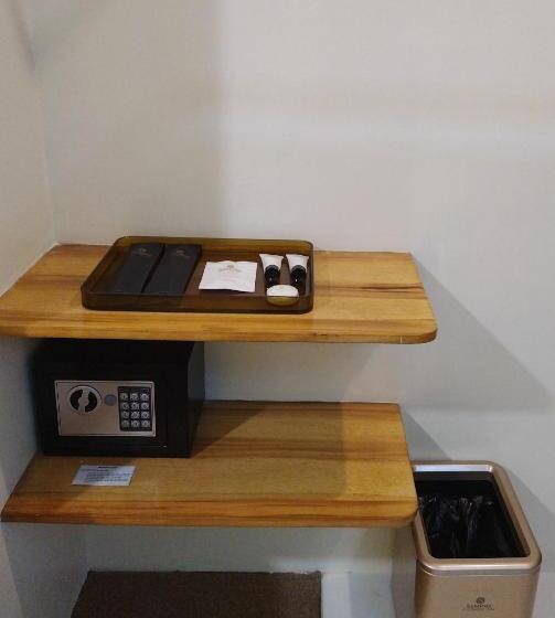 اتاق پرمیوم با چشمانداز دریا, Sempre Premier Inn   Mactan Airport