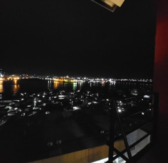 سوییت با چشمانداز دریا, Sempre Premier Inn   Mactan Airport